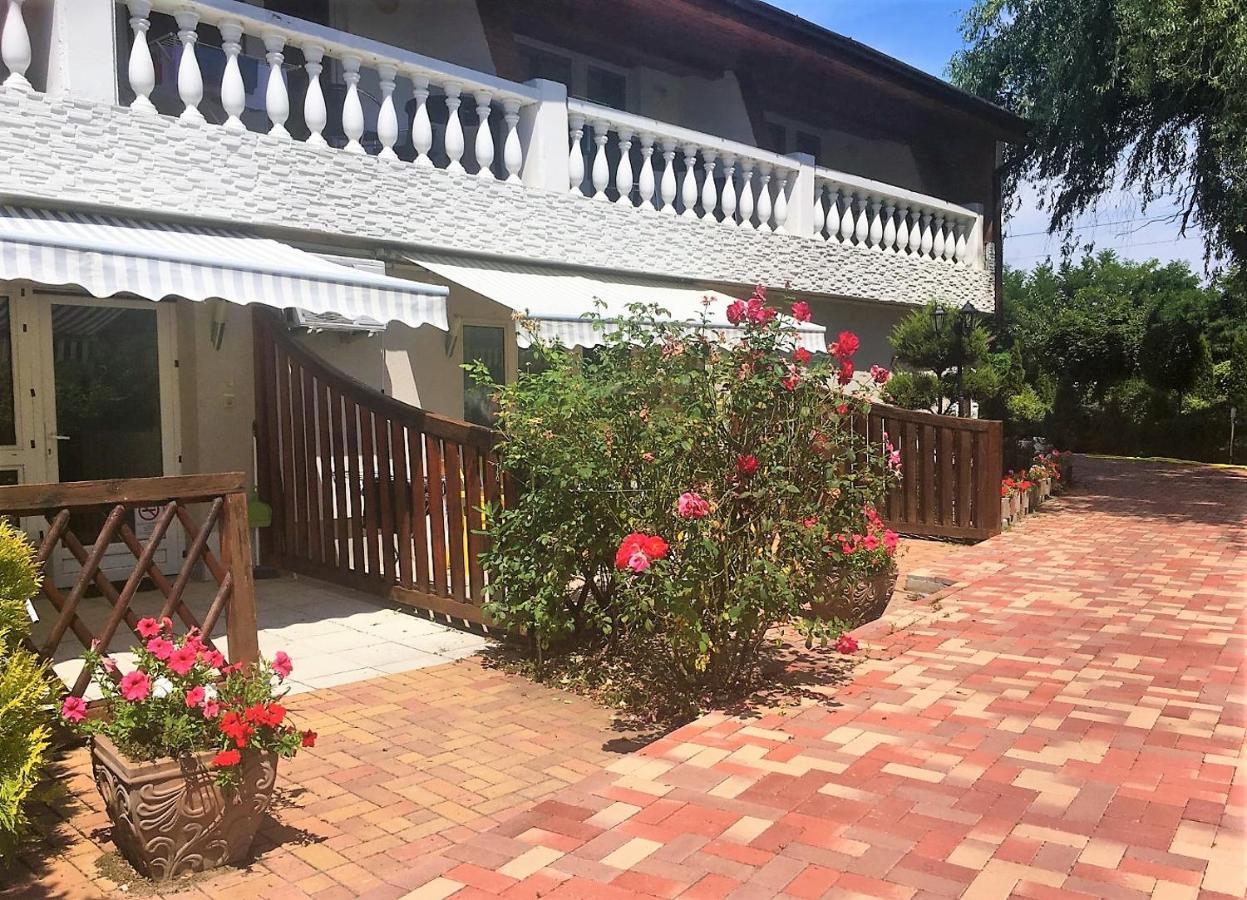 Termal Apartman Nyírbátor Exterior foto